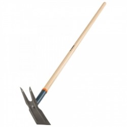 Azadon dos cuernos con mango de madera 54"